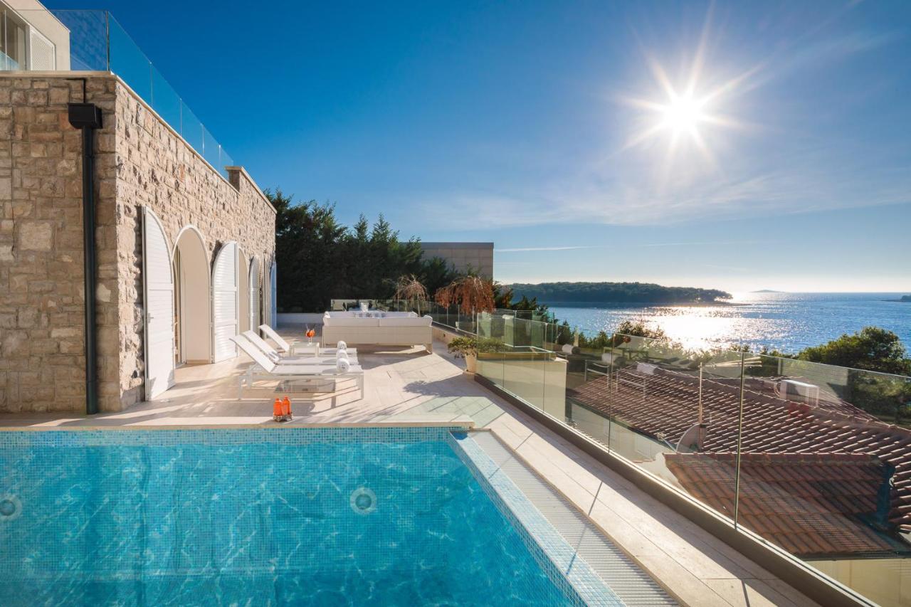 Luxury Seafront Villa Primosten Glamour With Private Pool, Sauna And Gym At The Beach In Primošten Exteriér fotografie