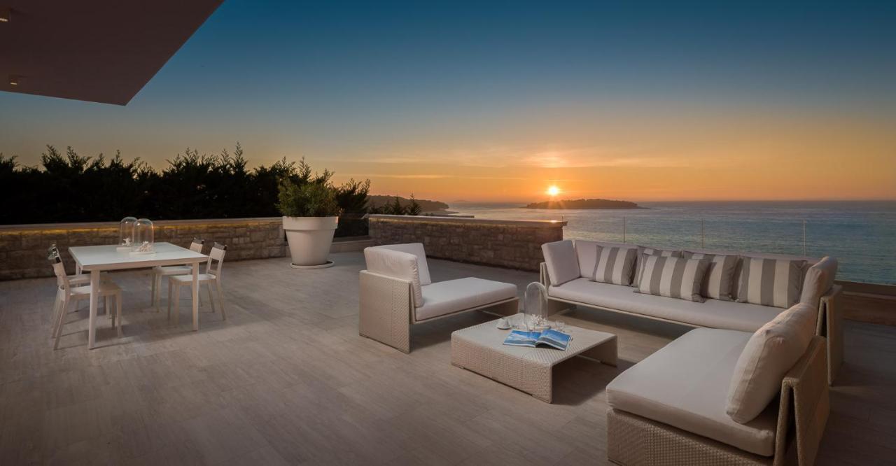Luxury Seafront Villa Primosten Glamour With Private Pool, Sauna And Gym At The Beach In Primošten Exteriér fotografie